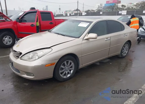 2002 Lexus Es 300 из США, поврежденный, VIN JTHBF30G025002812